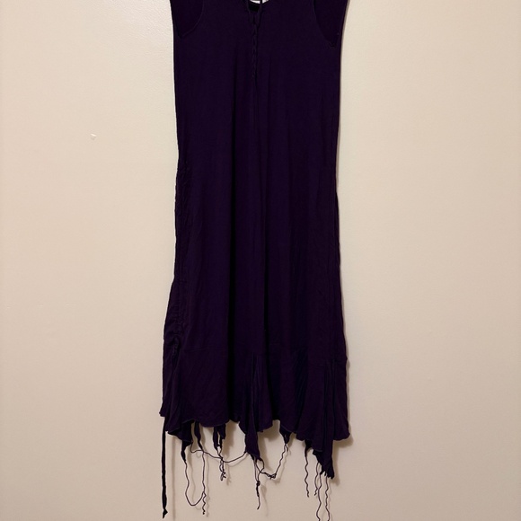 Dress - Picture 4 of 4